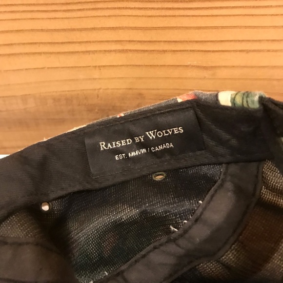 Raised by Wolves x KITH 5 Panel Hat - Floral - Picture 4 of 5